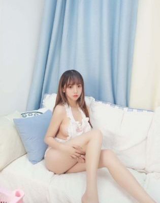 炕头淑芬翘起大白屁股_BD国语免费播放